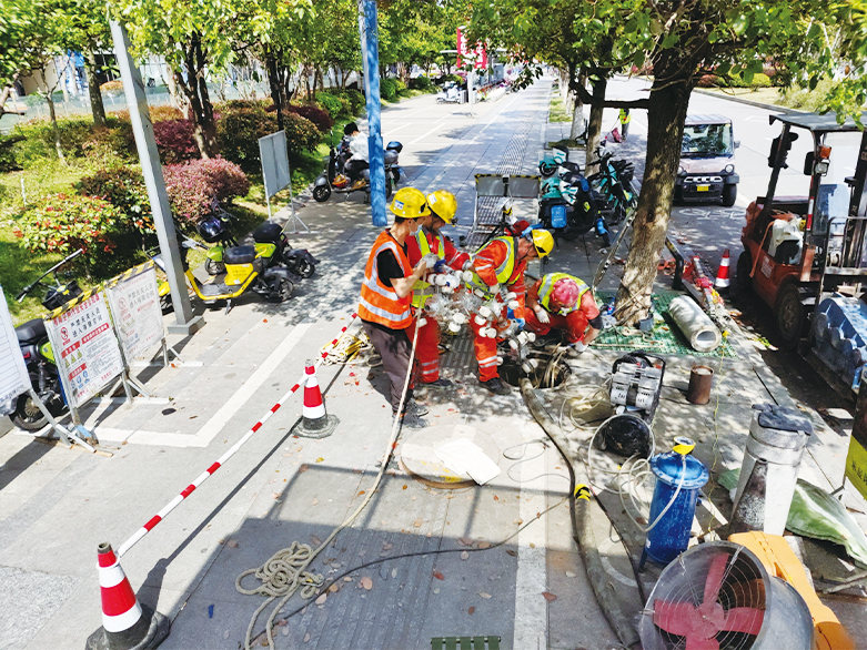  兰陵UV-CIPP紫外光固化修复